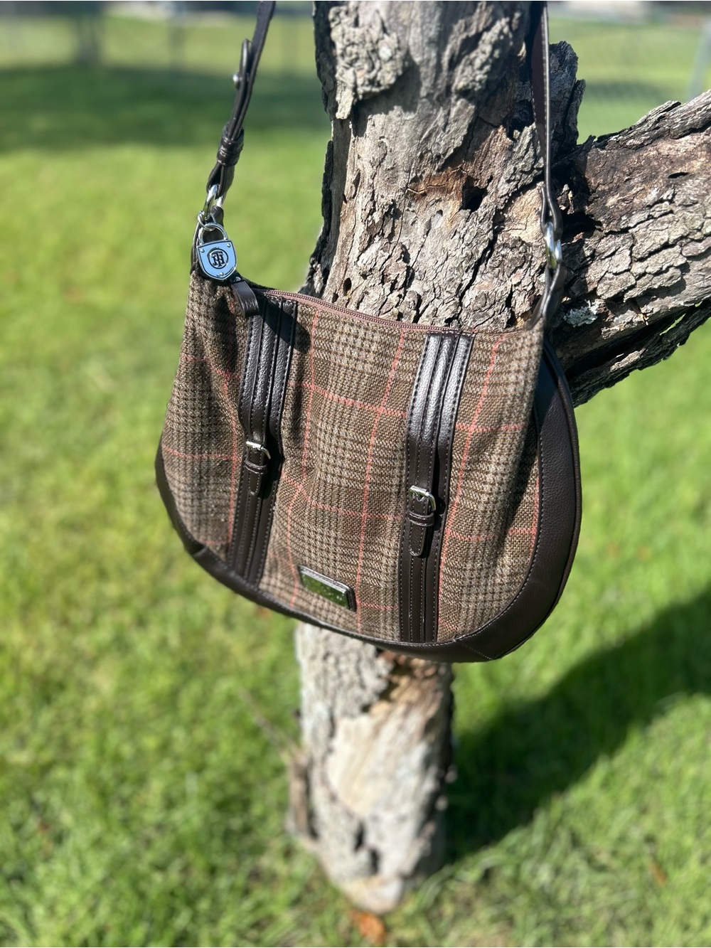 Tommy Hilfiger Brown Tweed Plaid Shoulder Bag Faux Leather Trim Silver Logo